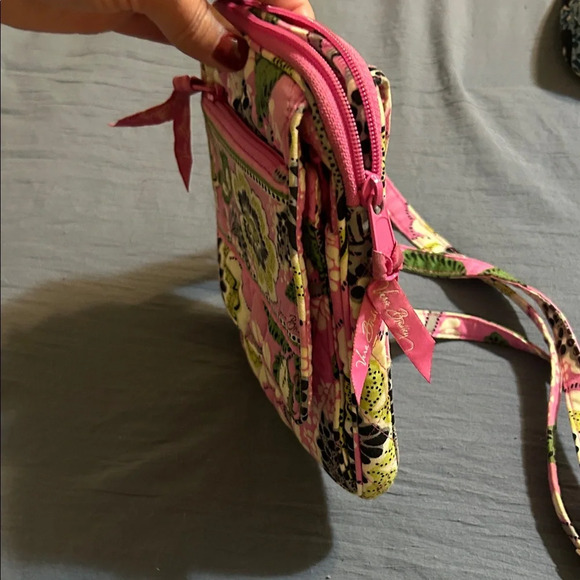 Vera Bradley Vibrant Floral Crossbody Bag - Picture 4 of 6